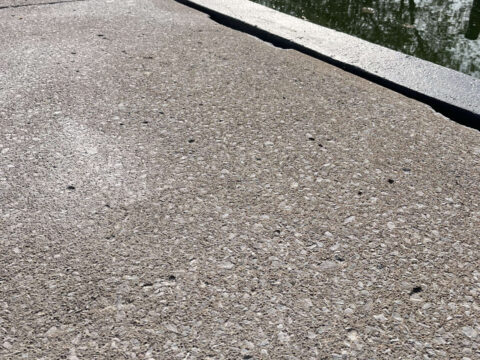 Redressement de béton après
